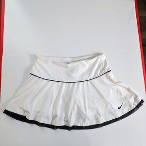 Nike White and Black Skort